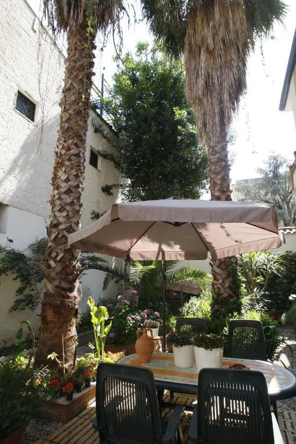 Residenza D'Epoca B&B Celeste Касерта Екстериор снимка