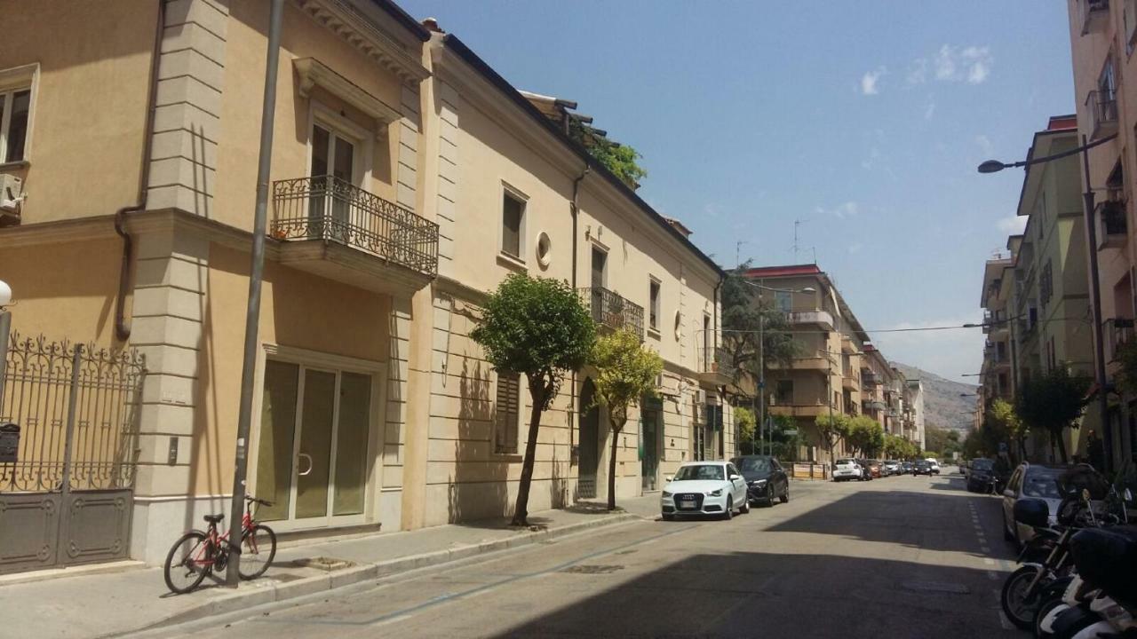 Residenza D'Epoca B&B Celeste Касерта Екстериор снимка